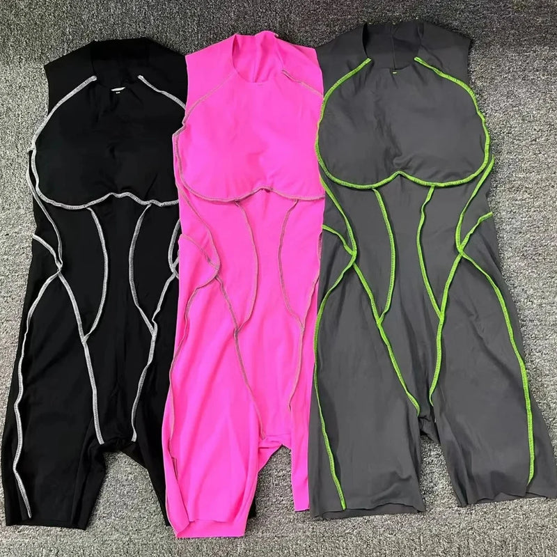 Novo verão costura cor sem costas macacões de yoga com almofadas no peito feminino sem mangas esportes bodysuit hip levantamento treino macacão