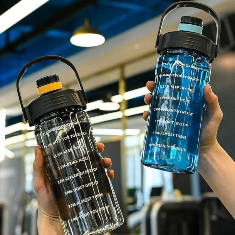 Copo de água de grande capacidade para estudantes, esportes ao ar livre e fitness, resistente a choques e garrafa de água resistente a altas temperaturas