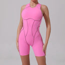 Novo verão costura cor sem costas macacões de yoga com almofadas no peito feminino sem mangas esportes bodysuit hip levantamento treino macacão