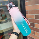 Leak Proof Sports Water Bottle, Copo de plástico colorido, Beber para viagens ao ar livre, Ginásio portátil Fitness Jugs, 500ml 650ml 1000ml